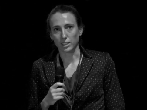 Klara Kantorowicz podczas konferencji Digital Cultures 2019 w Warszawie | Klara Kantorowicz during the Digital Cultures 2019 conference in Warsaw